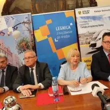 Zobacz zdjęcie: Konferencja