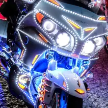 Zobacz zdjęcie: Kilkaset kolorowych motocykli na bolesławieckim rynku