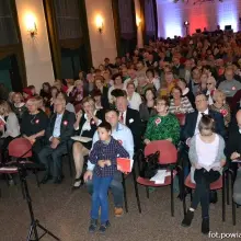 Zobacz zdjęcie: Wspólne śpiewanie pieśni patriotycznych w Zgorzelcu