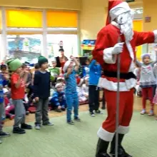 Zobacz zdjęcie: Mikołajki z Mrówką w przedszkolu nr 3 (filia)