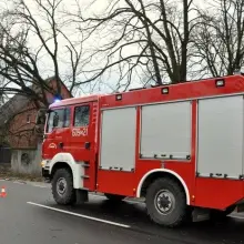 Zobacz zdjęcie: Silny wiatr powalił drzewo. Strażacy interweniowali