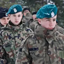Zobacz zdjęcie: Młodzi strzelcy na szkoleniu saperskim