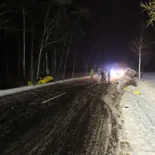 Zobacz zdjęcie: Auotobus zderzył się z osobówką - jedna osoba ranna