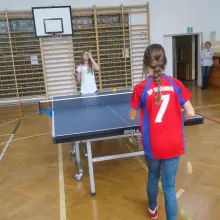 Zobacz zdjęcie: SP w Trzebieniu podwójnym mistrzem powiatu w tenisie stołowym