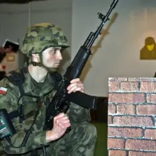 Zobacz zdjęcie: Bateria dowodzenia na warcie