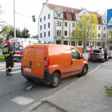 Zobacz zdjęcie: Auta po kolizji przy ul. Zgorzeleckiej
