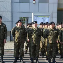 Zobacz zdjęcie: Pożegnali żołnierzy wyjeżdżających na misję do Kosowa
