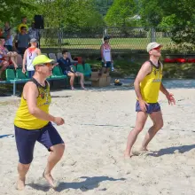 Zobacz zdjęcie: Ruszyły mistrzostwa strażaków w siatkówce plażowej