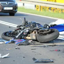 Zobacz zdjęcie: Motocyklista ranny po wypadku na wyjeździe na Zgorzelec