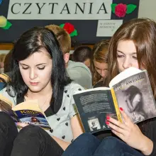 Zobacz zdjęcie: Rekord czytania w jednym momencie w „Handlówce”