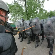 Zobacz zdjęcie: Fire Phobia: Wiedzą, jak reagować na agresję demonstrantów