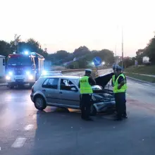 Zobacz zdjęcie: Cztery osoby ranne po zderzeniu aut na skrzyżowaniu Cieszkowskiego-Modłowa