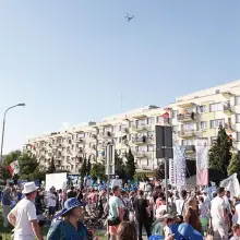 Zobacz zdjęcie: Uwaga na nisko latające drony!