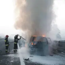 Zobacz zdjęcie: Samochód spłonął na autostradzie A4