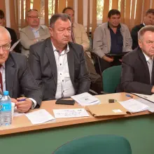 Zobacz zdjęcie: W środku: Zbigniew Mitera
