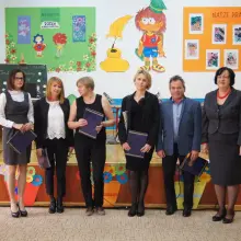 Zobacz zdjęcie: Nauczyciele podczas gali wręczenia nagród w Gminie Bolesławiec