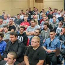 Zobacz zdjęcie: Publiczność na spotkaniu z Januszem Kowinem-Mikke