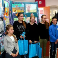 Zobacz zdjęcie: Konkursy w bibliotece szkolnej Zespołu Szkół Ogólnokształcących i Zawodowych im. mjra Henryka Sucharskiego