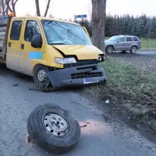 Zobacz zdjęcie: Zderzenie lawety z autem koło Łazisk