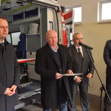 Zobacz zdjęcie: Bolesławiecki szpital z nową karetką