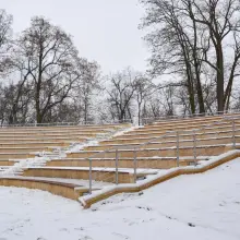 Переглянути фотографію: Амфітеатр у міському парку після ремонту
