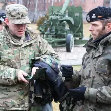 Zobacz zdjęcie: 10 Brygada Kawalerii Pancernej i żołnierze US Army w Tłusty Czwartek: po szkoleniu pączki