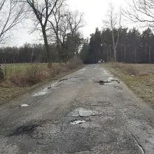 Zobacz zdjęcie: Koszmarne dziury na drodze Ocice–Gościszów