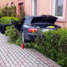 Zobacz zdjęcie: Dwa auta zderzyły się w Kruszynie. Jedna osoba ranna