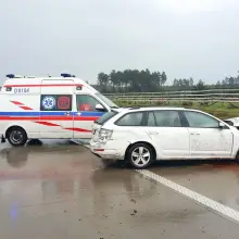 Zobacz zdjęcie: Staranował bariery energochłonne na A4