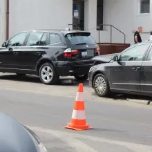 Zobacz zdjęcie: Kolizja na krzyżowce Masarska–Zgorzelecka. 2 osoby ranne