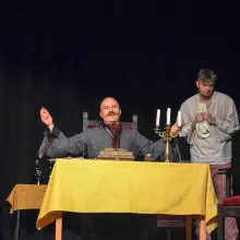Zobacz zdjęcie: „Zemsta” II LO dziś dwukrotnie w Teatrze Starym