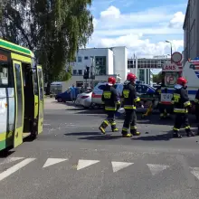 Zobacz zdjęcie: Zderzenie autobusu z osobówką na Chrobrego, 3 osoby ranne