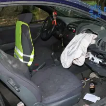 Zobacz zdjęcie: 19-latek uciekał przed policją i wjechał w drzewo