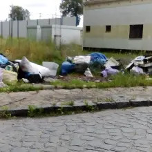 Zobacz zdjęcie: Śmieci w gminie Nowogrodziec. Zdjęcia wykonane w Zebrzydowej