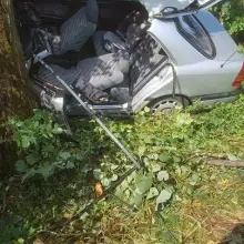 Zobacz zdjęcie: Wypadek między Łaziskami a Wartowicami – 1 osoba ranna