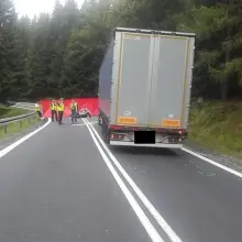 Zobacz zdjęcie: Śmiertelny wypadek: 52-letni motocyklista zderzył się z tirem