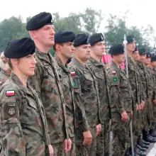Zobacz zdjęcie: Pancerniacy z awansami i odznaczeniami
