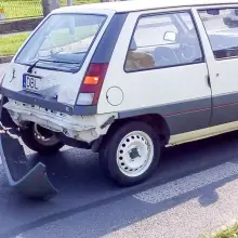 Zobacz zdjęcie: Mercedes najechał na tył Renaulta. Jedna osoba ranna