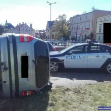 Zobacz zdjęcie: Wjechał w radiowóz. Sprawca kolizji mógł być po narkotykach