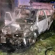 Zobacz zdjęcie: Pożar auta i budynku gospodarczego w Godzieszowie