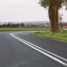 Zobacz zdjęcie: Kolejny wypadek przed Wartą. Auto wypadło z drogi