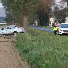 Zobacz zdjęcie: Kolejny wypadek przed Wartą. Auto wypadło z drogi