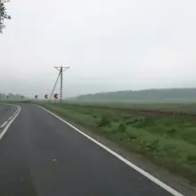 Zobacz zdjęcie: Nowe znaki drogowe przed zakrętem śmierci koło Warty