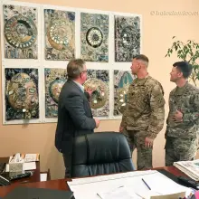 Zobacz zdjęcie: Nowa zmiana żołnierzy US Army w bolesławieckim ratuszu