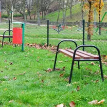 Zobacz zdjęcie: Za mało ławek i niewygodnie na placu zabaw przy Łukasiewicza?