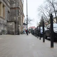 Zobacz zdjęcie: Nowy chodnik i nowe latarnie na Komuny Paryskiej