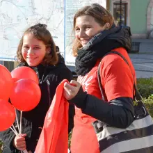Zobacz zdjęcie: Marsz wolontariuszy Szlachetnej Paczki wokół bolesławieckiego Rynku