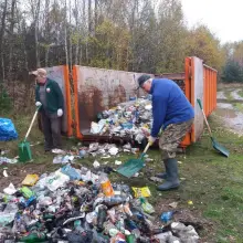 Zobacz zdjęcie: Wędkarze posprzątali w Trzebieniu Małym