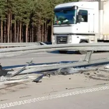 Zobacz zdjęcie: Kolizja na A4. Niemiec najechał na tył Alfy Romeo