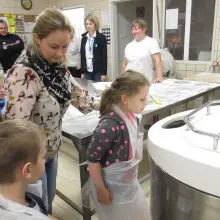 Zobacz zdjęcie: Sześciolatki z Tomaszowa odwiedziły Carrefour Bolesławiec